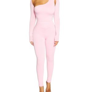 Naked wardrobe pink leggings